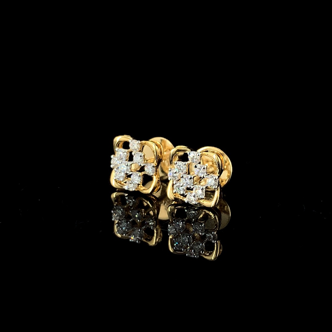 Swarga and Women Earing and KER-918