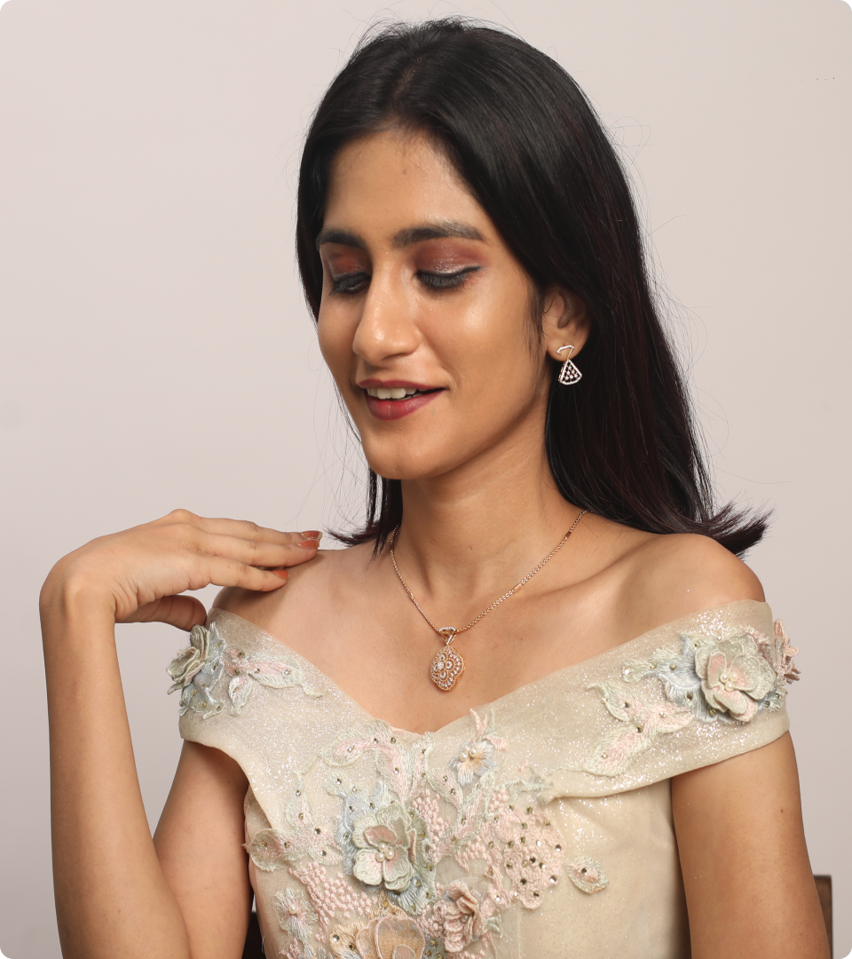 Swarga and Women Pendant and WPS009