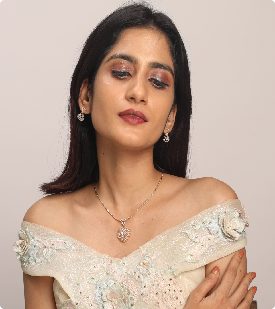 Swarga and Women Pendant and WPS009